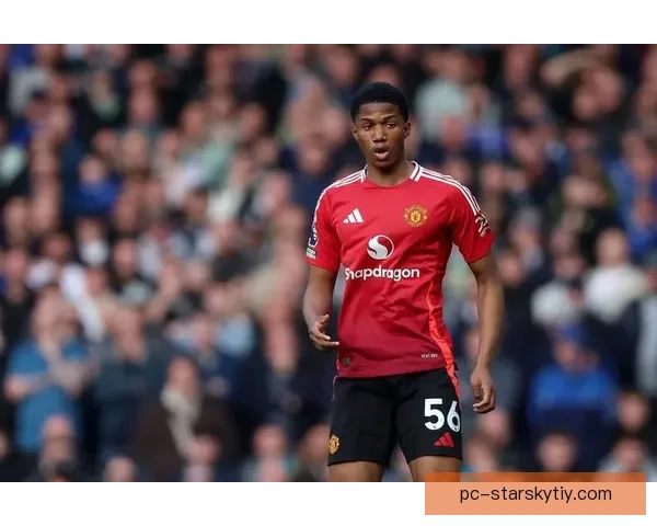 曼联官方免费大巴往返远征球迷